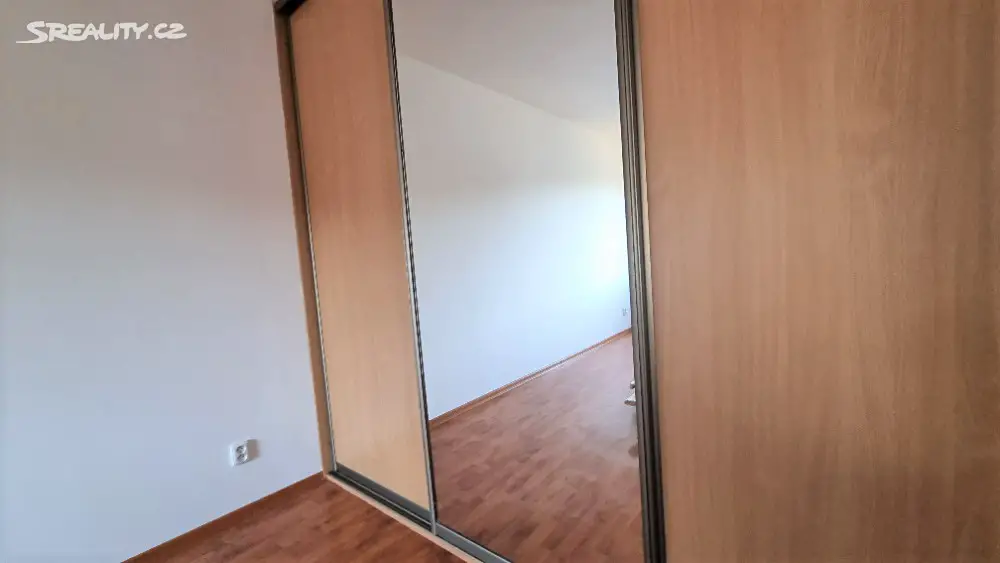 Pronájem bytu 2+1 62 m², Sluneční stráň, Liberec - Liberec XV-Starý Harcov
