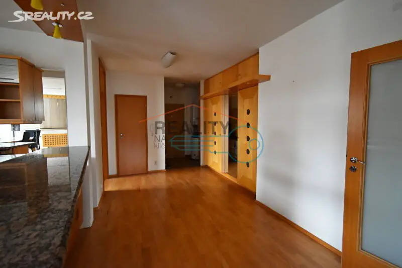 Pronájem bytu 2+1 110 m², K Zeleným domkům, Praha 4 - Kunratice