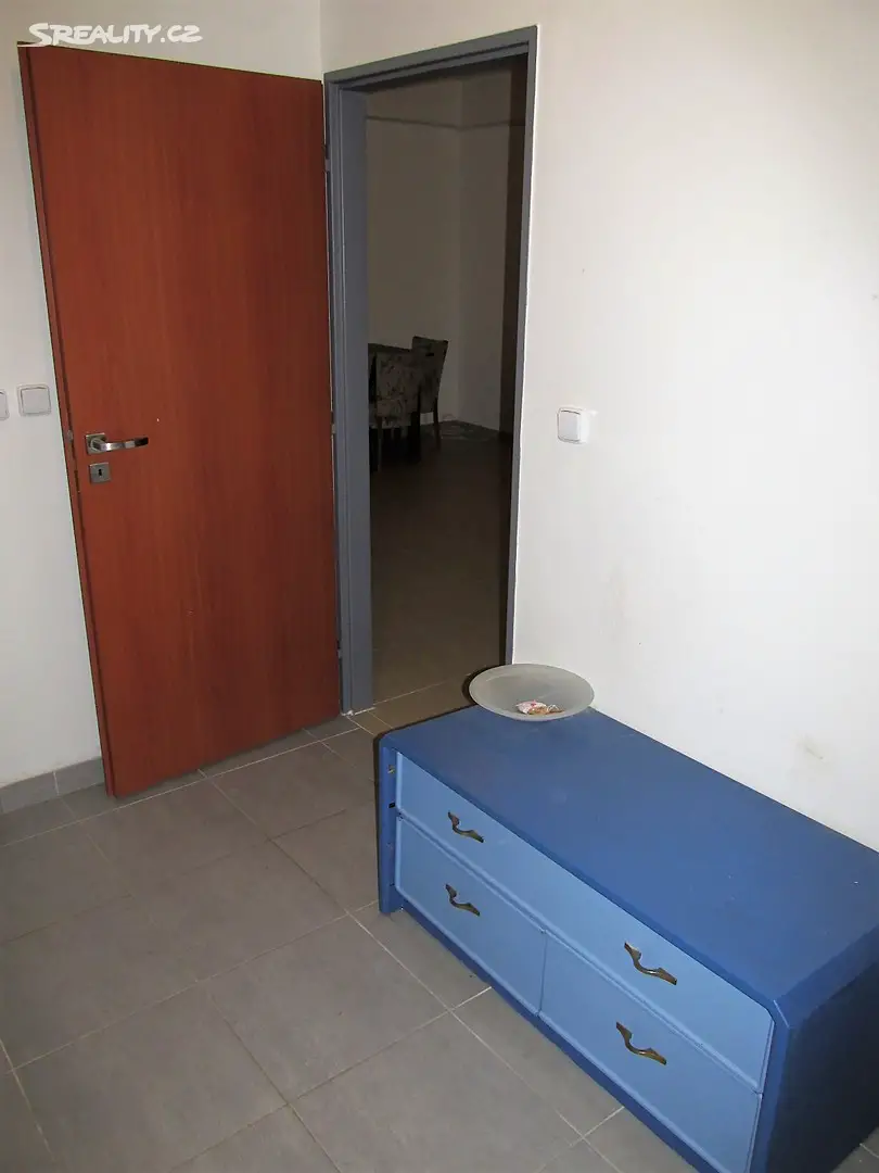 Pronájem bytu 2+kk 50 m², Na Hrázce, Hradec Králové