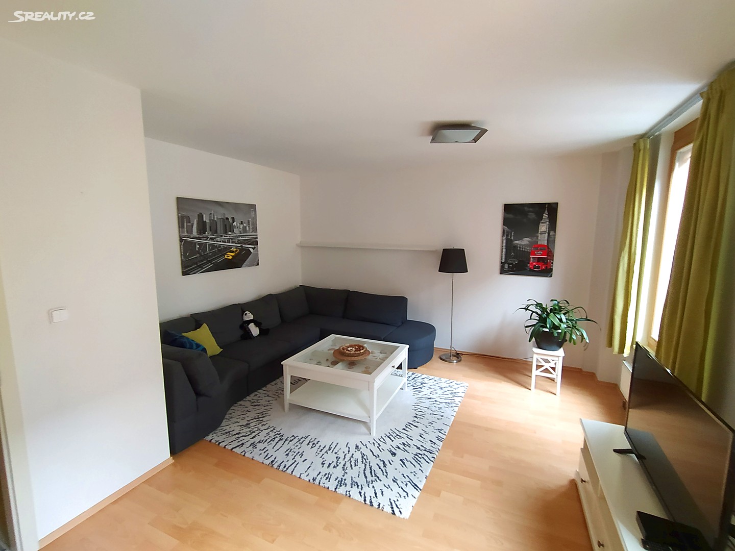 Pronájem bytu 3+1 83 m², Štítného, Praha - Žižkov