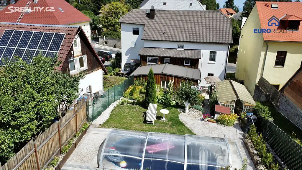 Prodej  rodinného domu 380 m², pozemek 528 m², Krásno, okres Sokolov