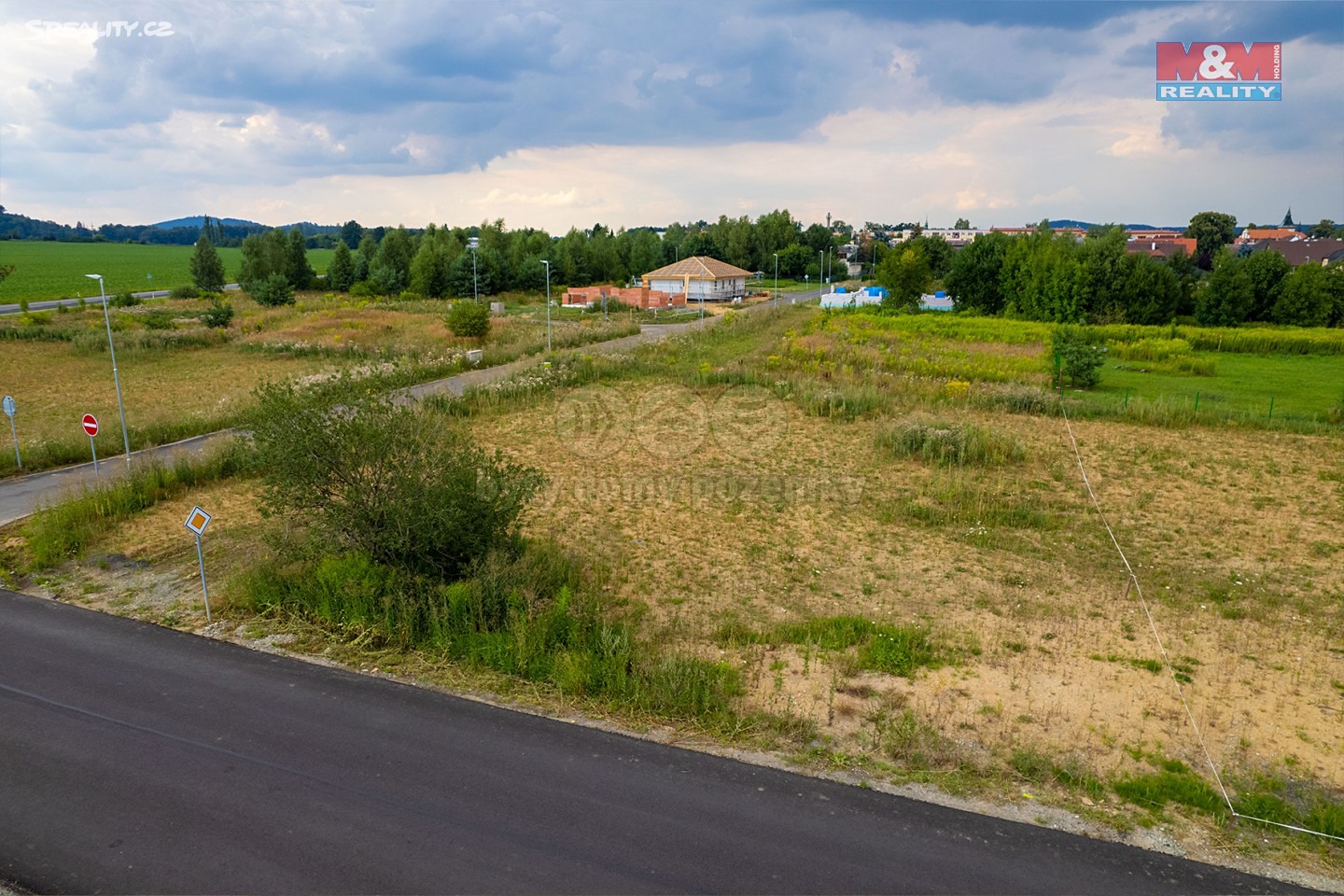 Prodej  stavebního pozemku 982 m², Doksy, okres Česká Lípa