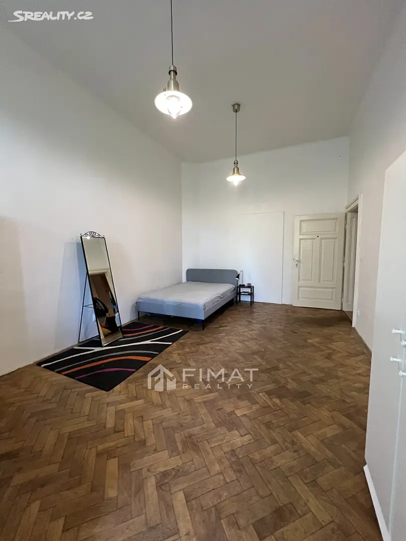 Pronájem bytu 3+1 125 m², Antonína Slavíka, Brno - Černá Pole