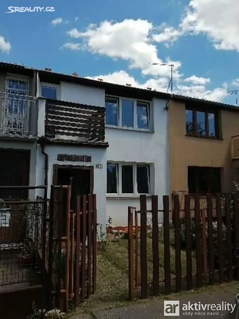 Pronájem  rodinného domu 79 m², pozemek 100 m², Velešínská, Praha - Letňany