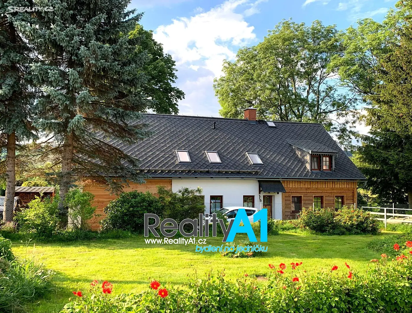 Prodej  rodinného domu 300 m², pozemek 1 066 m², Nová Ves - Nová Víska, okres Liberec