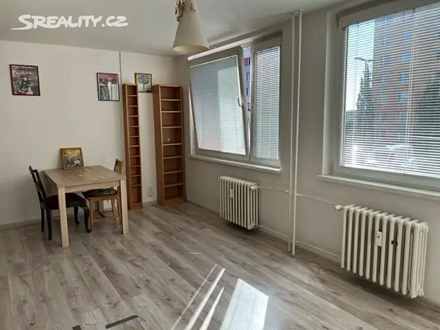 Prodej bytu 1+kk 34 m², M. Švabinského, Kladno