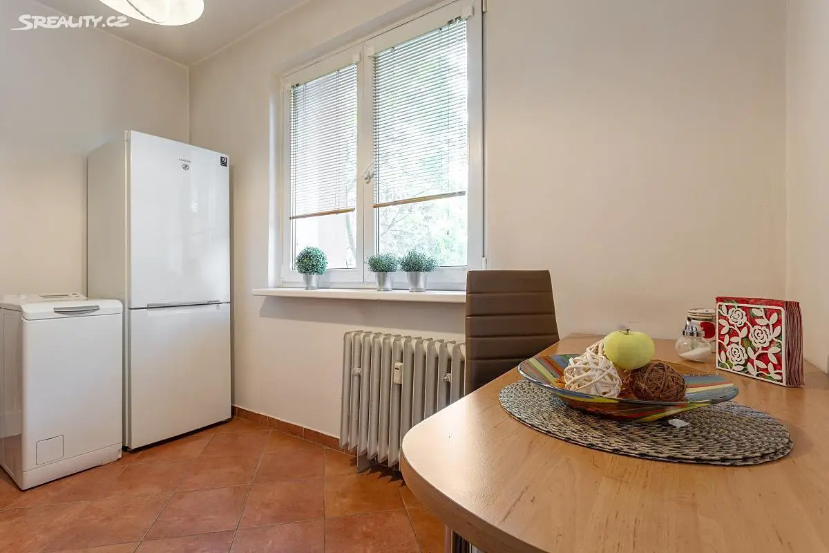 Prodej bytu 3+1 74 m², Praha 10 - Malešice