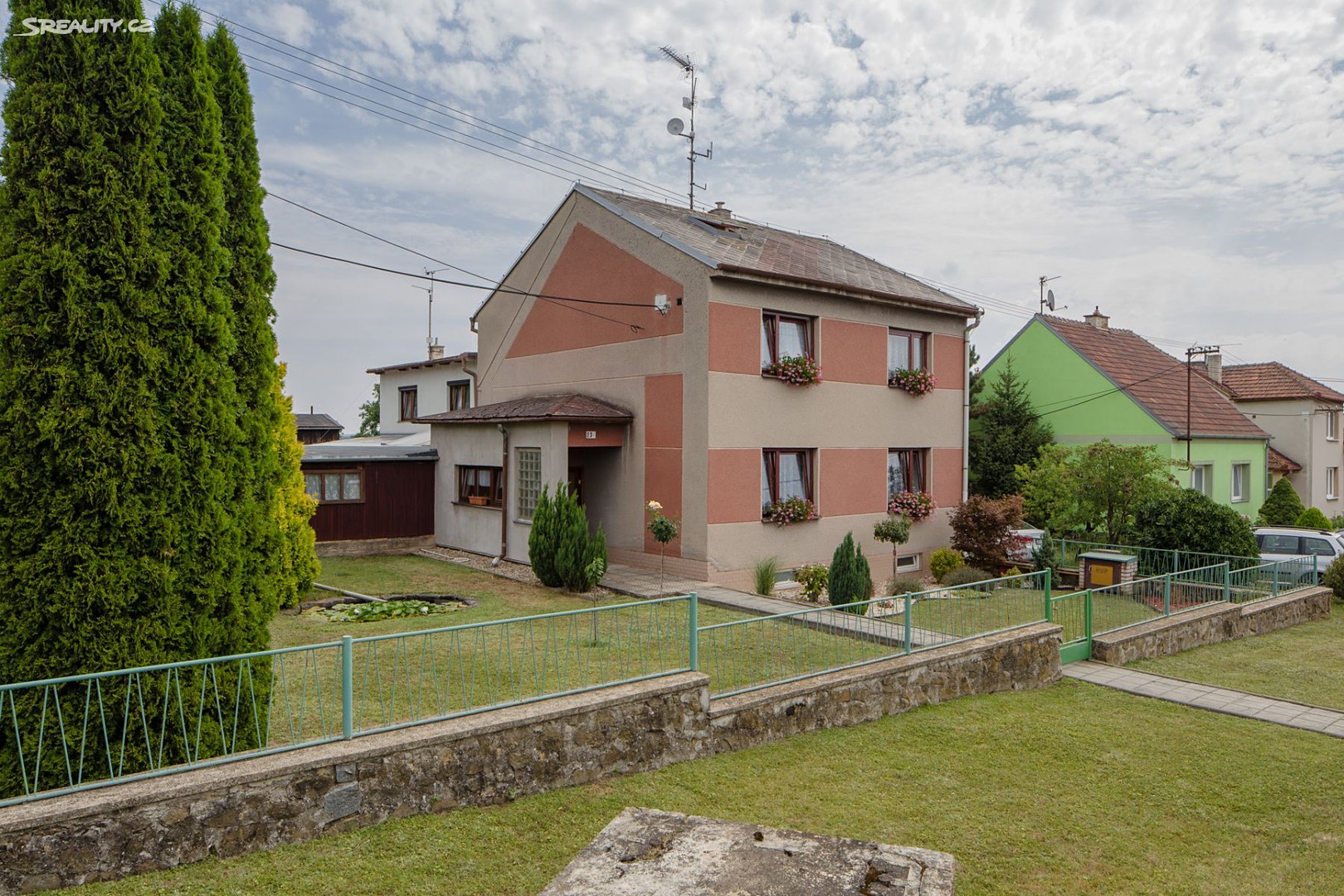 Prodej  vícegeneračního domu 300 m², pozemek 1 229 m², Holubice, okres Vyškov