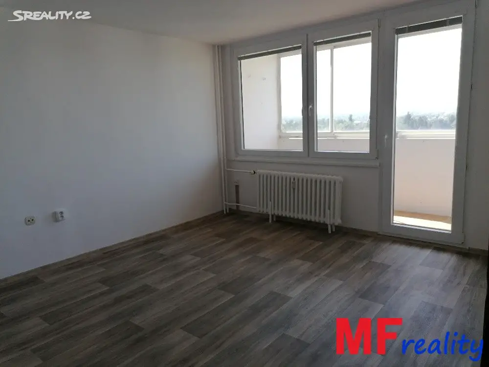 Pronájem bytu 1+kk 33 m², Třebechovická, Hradec Králové - Slezské Předměstí
