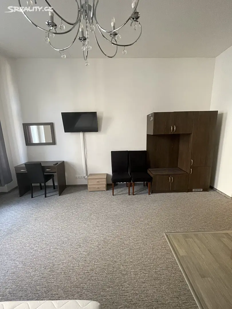 Pronájem bytu 1+kk 39 m², Sokolská, Praha 2 - Nové Město