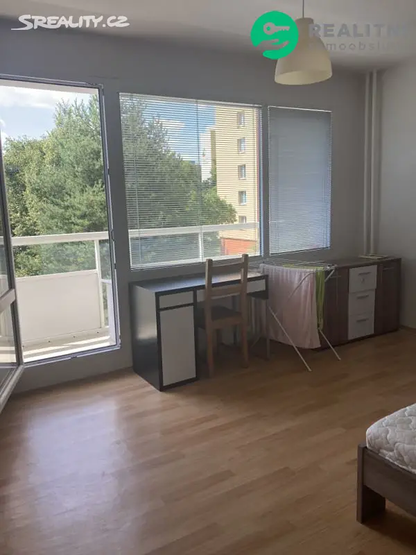 Prodej bytu 3+1 64 m², Okrouhlá, Brno
