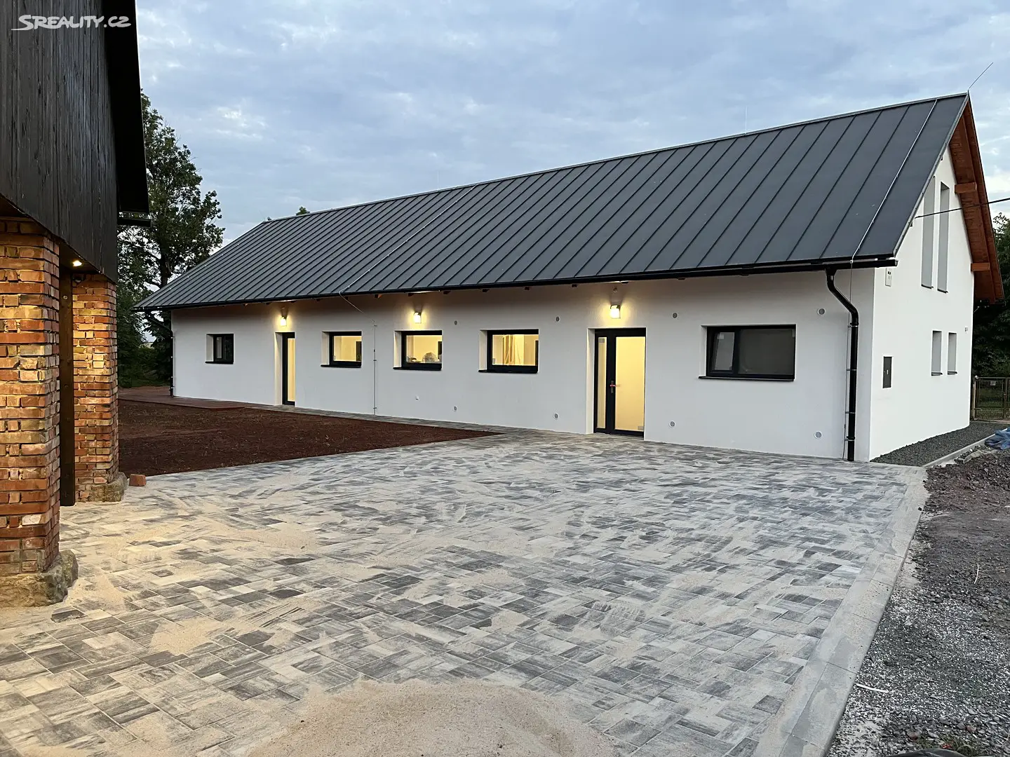 Prodej  rodinného domu 628 m², pozemek 4 220 m², Kacákova Lhota, okres Jičín