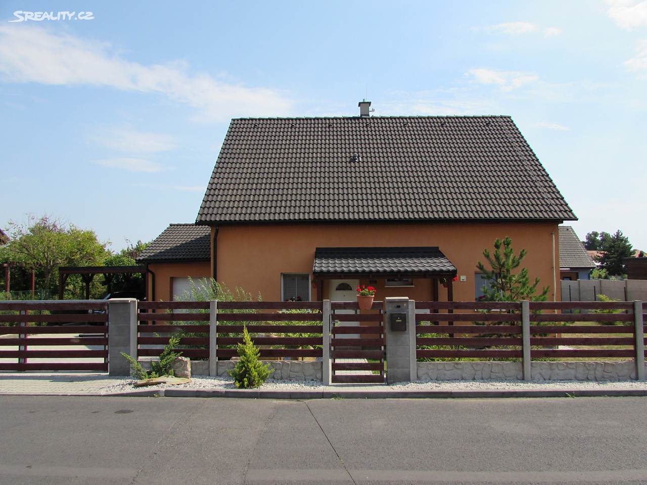 Prodej  rodinného domu 196 m², pozemek 1 634 m², Nádražní, Mariánské Radčice