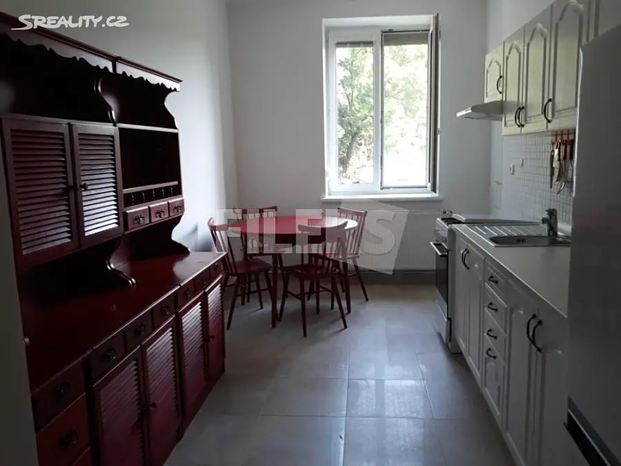 Pronájem bytu 2+1 72 m², Mikulov, okres Břeclav