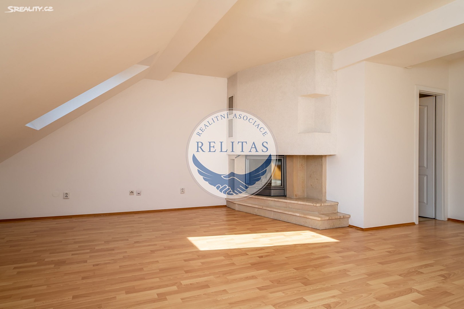 Prodej bytu 5+1 182 m² (Podkrovní), U družstev, Praha 4 - Nusle