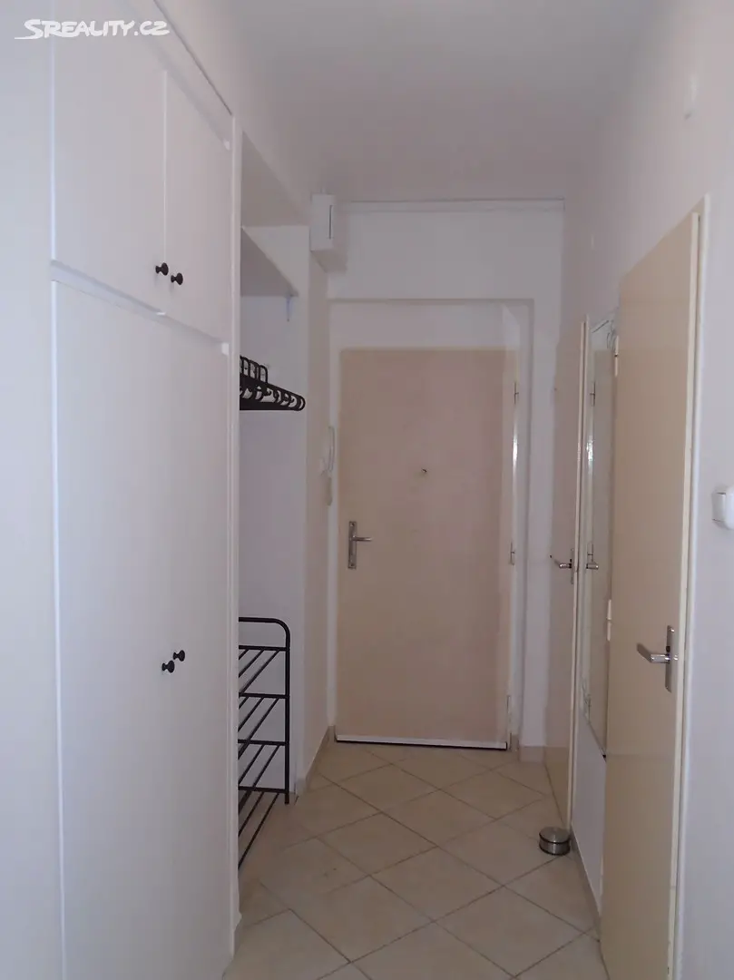 Pronájem bytu 2+1 55 m², Komenského, Adamov
