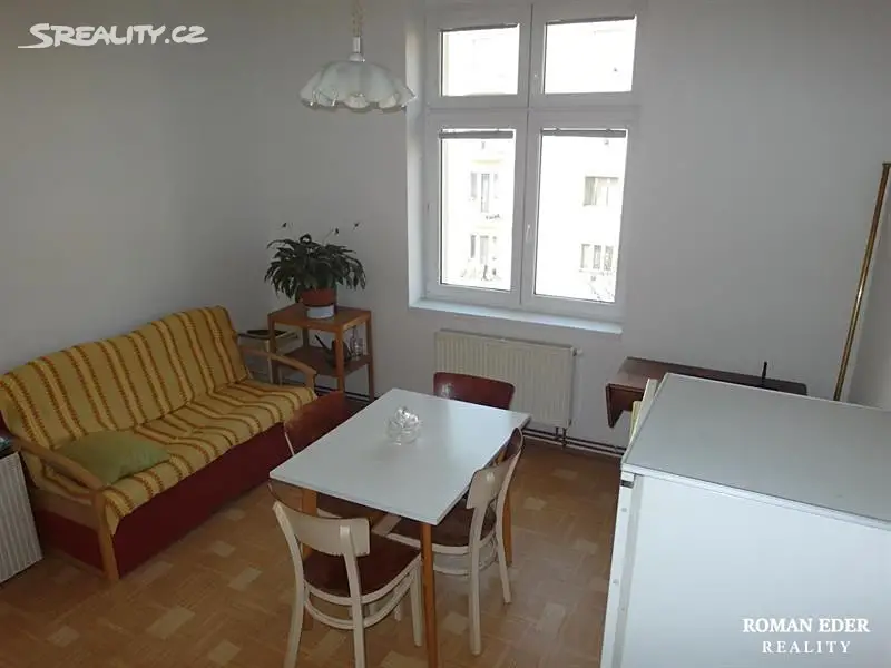 Pronájem bytu 2+1 72 m², Světova, Praha - Libeň