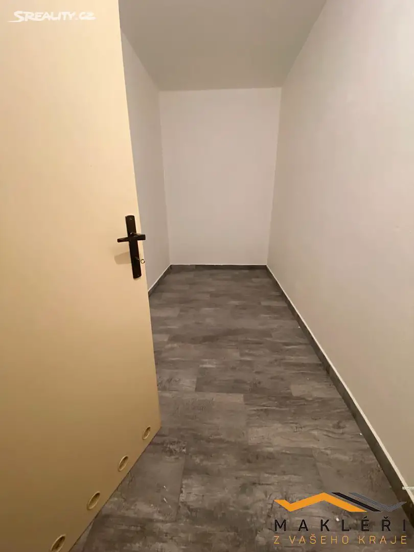 Pronájem bytu 1+1 40 m² (Loft), Březinova, Jihlava