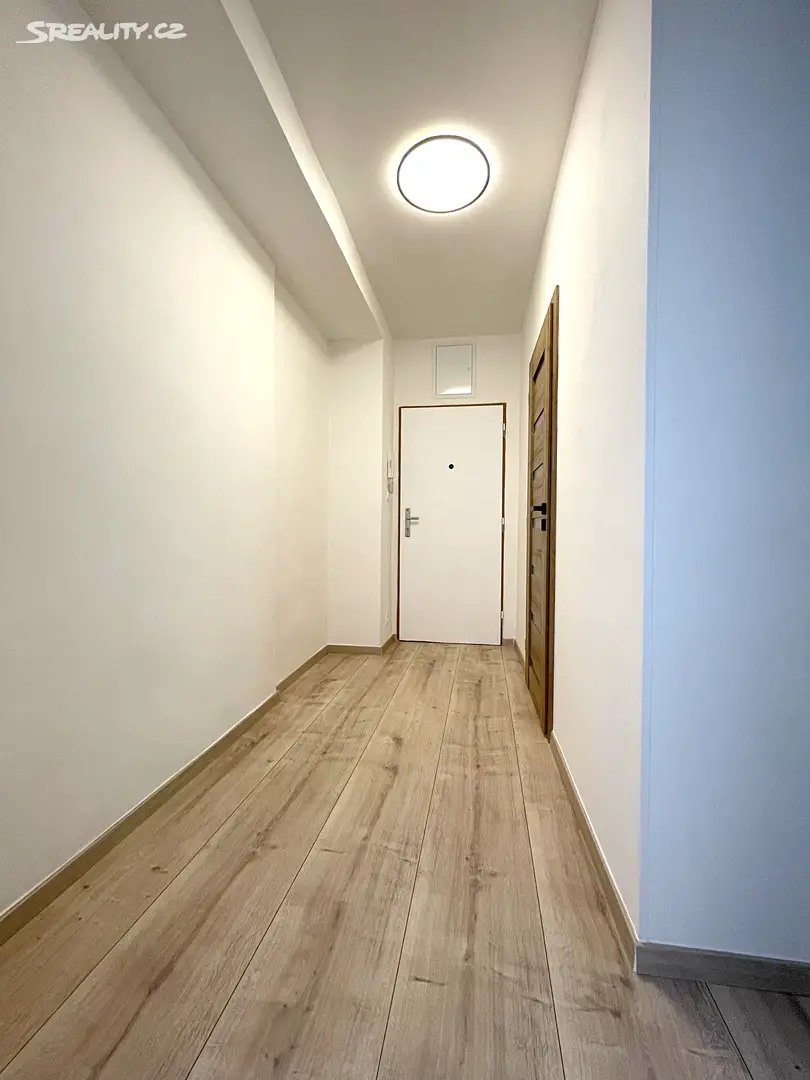 Pronájem bytu 2+1 52 m², Hornická, Sokolov