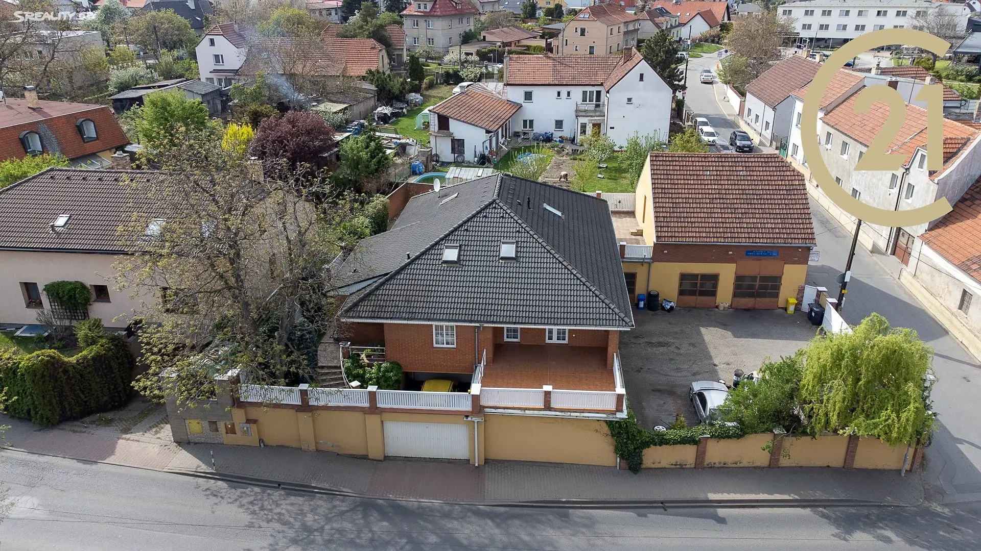 Prodej  rodinného domu 632 m², pozemek 813 m², Hrdinů, Horoměřice