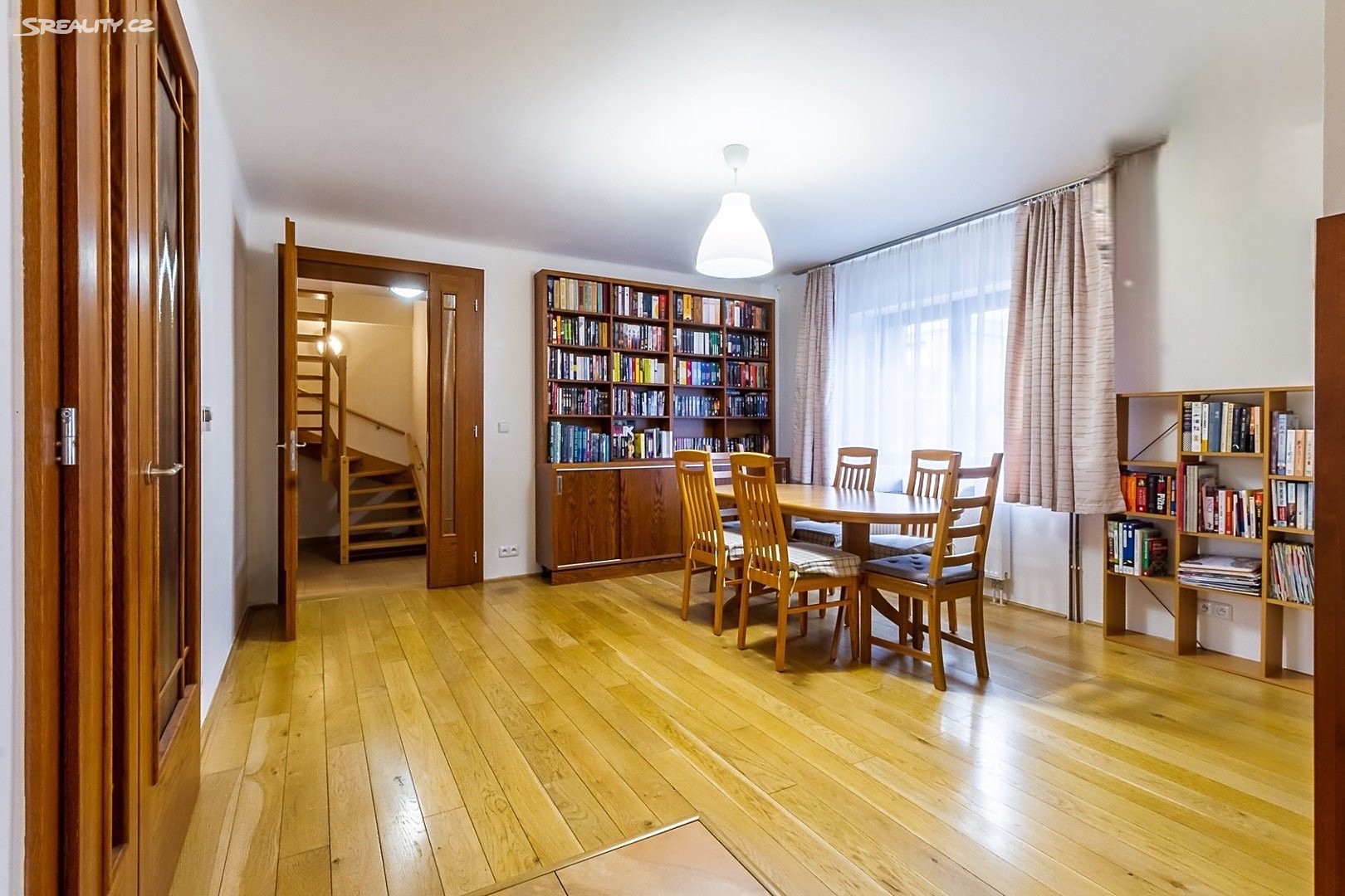 Prodej  vily 480 m², pozemek 890 m², Odboje, Praha 4 - Kunratice