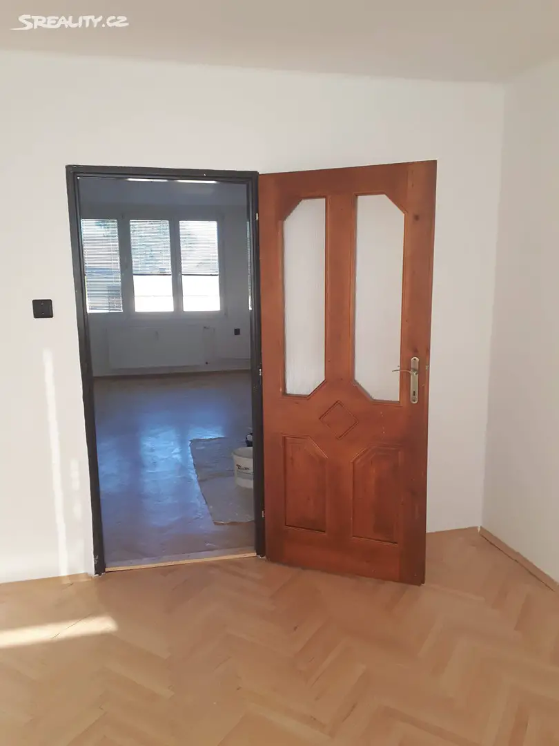 Pronájem bytu 2+1 61 m², Československé armády, Nová Včelnice