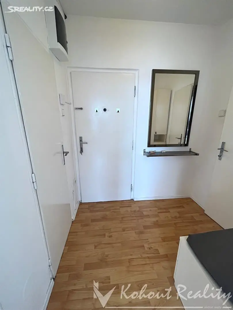 Pronájem bytu 2+kk 36 m², Tenisová, Praha 10 - Hostivař