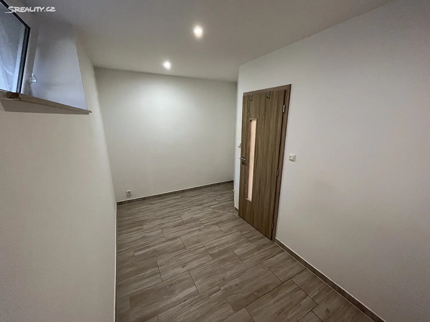 Prodej bytu 2+1 30 m², Komenského, Olomouc