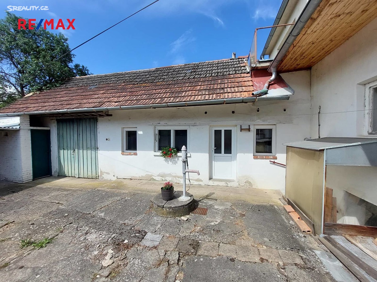 Prodej  rodinného domu 84 m², pozemek 371 m², Starý Hrozenkov, okres Uherské Hradiště
