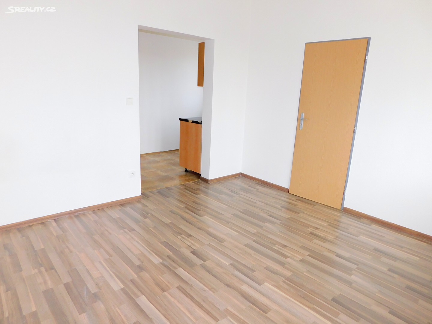 Pronájem bytu 1+kk 26 m², Družstevní, Poděbrady - Poděbrady III