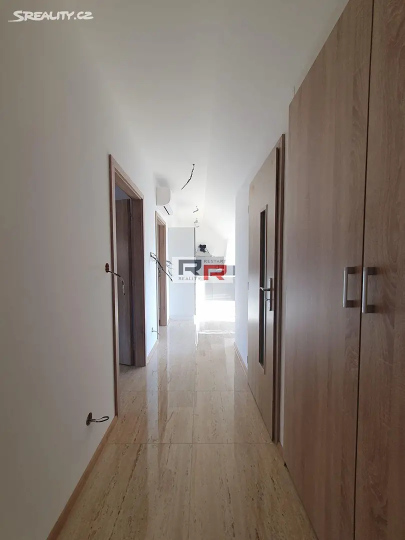 Pronájem bytu 2+1 69 m² (Podkrovní), Resslova, Olomouc - Nová Ulice