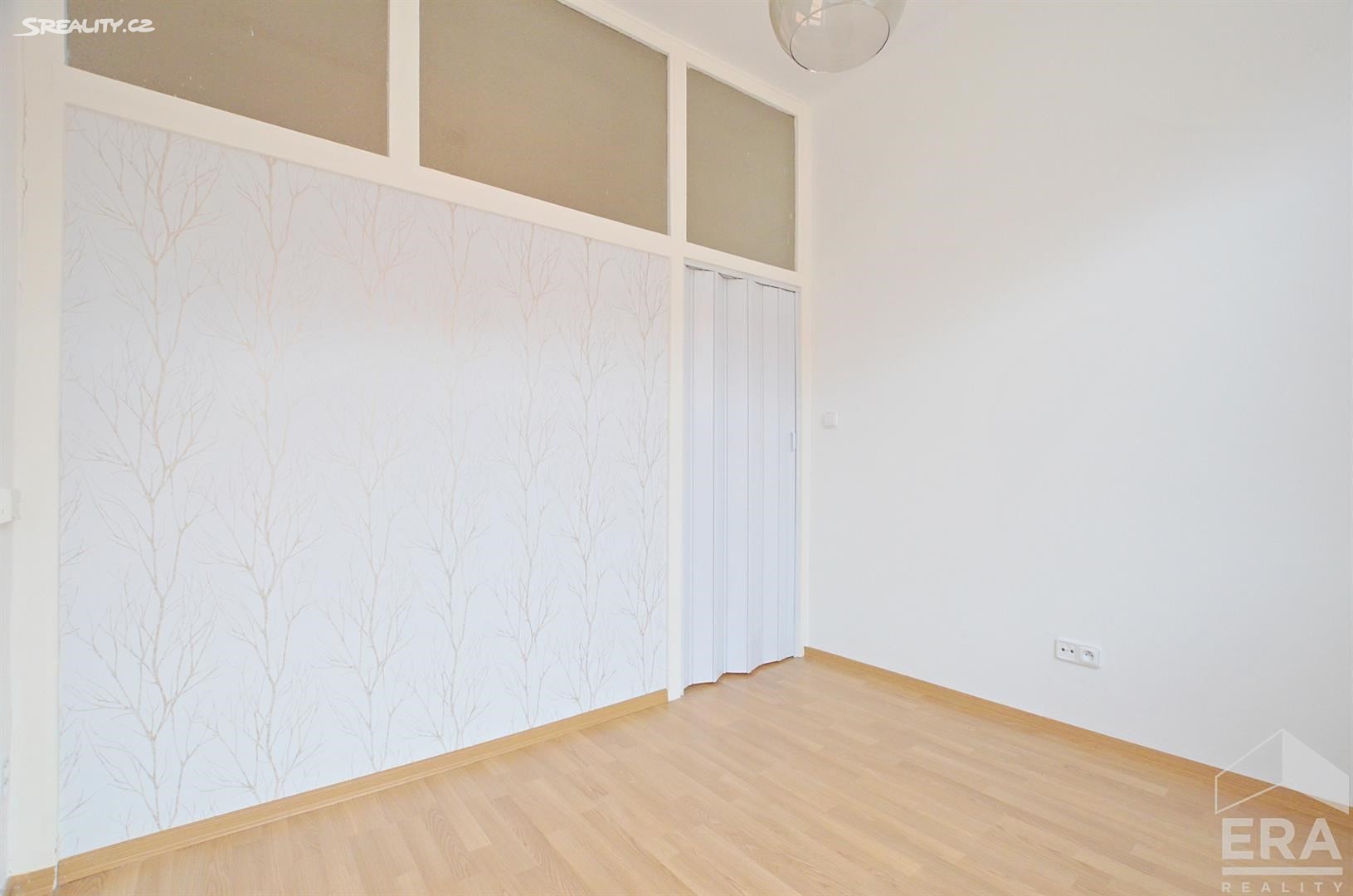 Pronájem bytu 2+1 55 m², Písecká, Praha 3 - Vinohrady