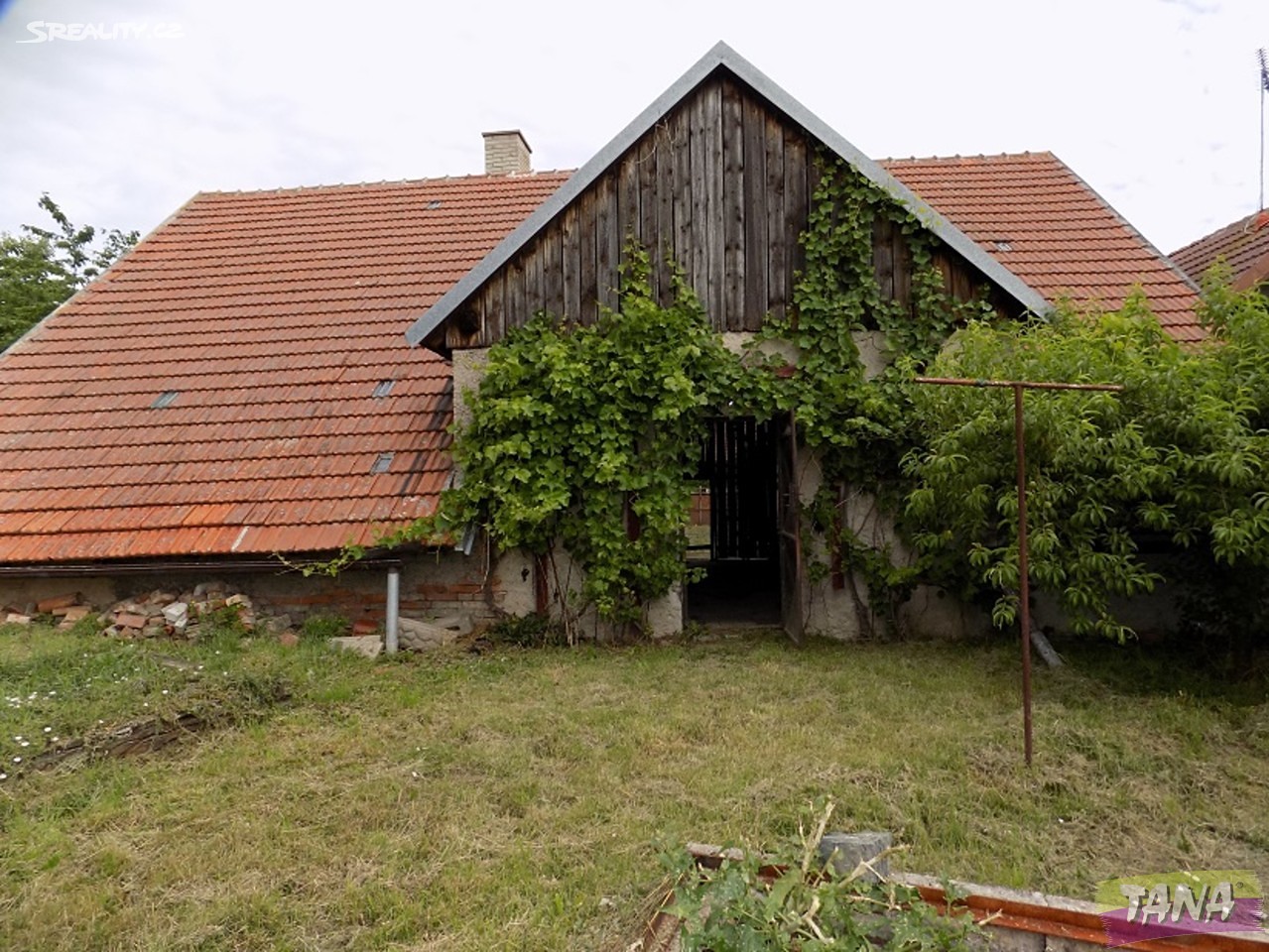 Prodej  rodinného domu 263 m², pozemek 621 m², Choťovice, okres Kolín