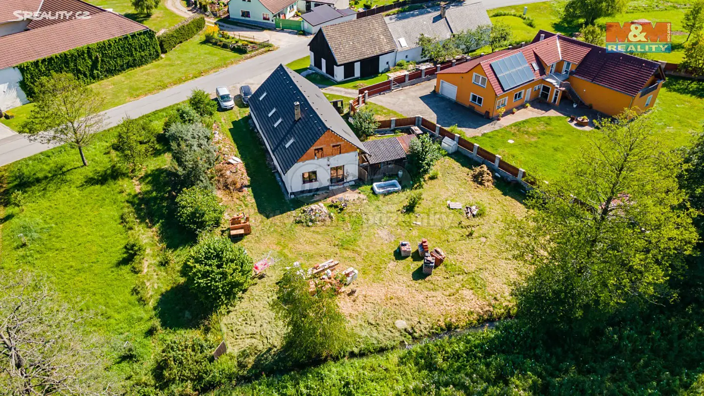 Prodej  rodinného domu 150 m², pozemek 1 212 m², Jindřichův Hradec - Dolní Radouň, okres Jindřichův Hradec