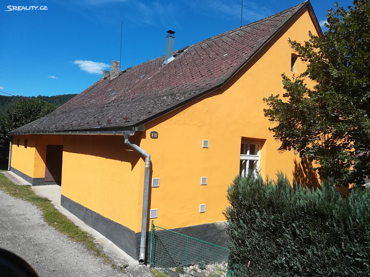 Prodej  rodinného domu 200 m², pozemek 285 m², Nižbor - Žloukovice, okres Beroun
