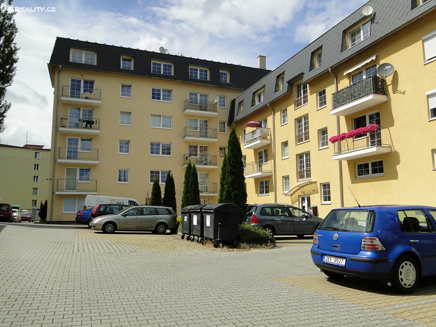Pronájem bytu 1+1 52 m², Studentská, Karlovy Vary - Doubí