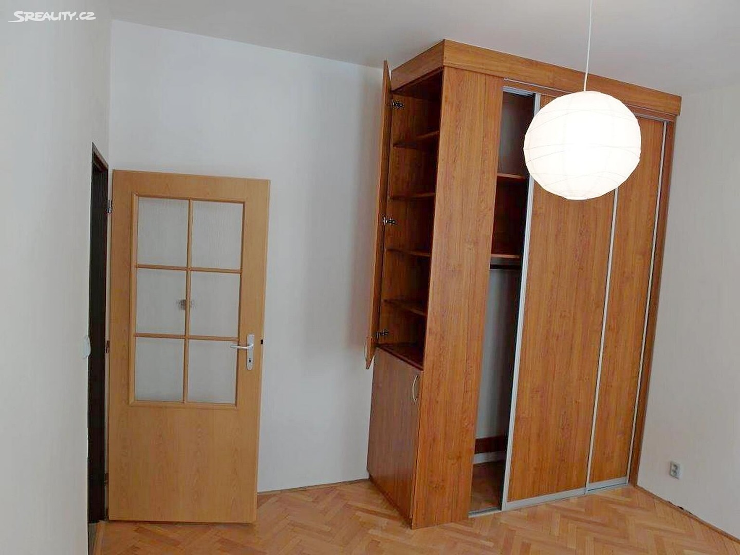 Pronájem bytu 1+1 32 m², Sevastopolská, Praha 10 - Vršovice