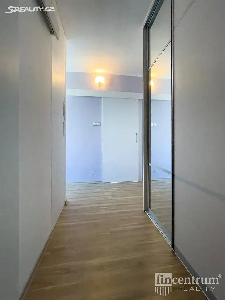 Pronájem bytu 2+1 56 m², Rataje, Hlinsko