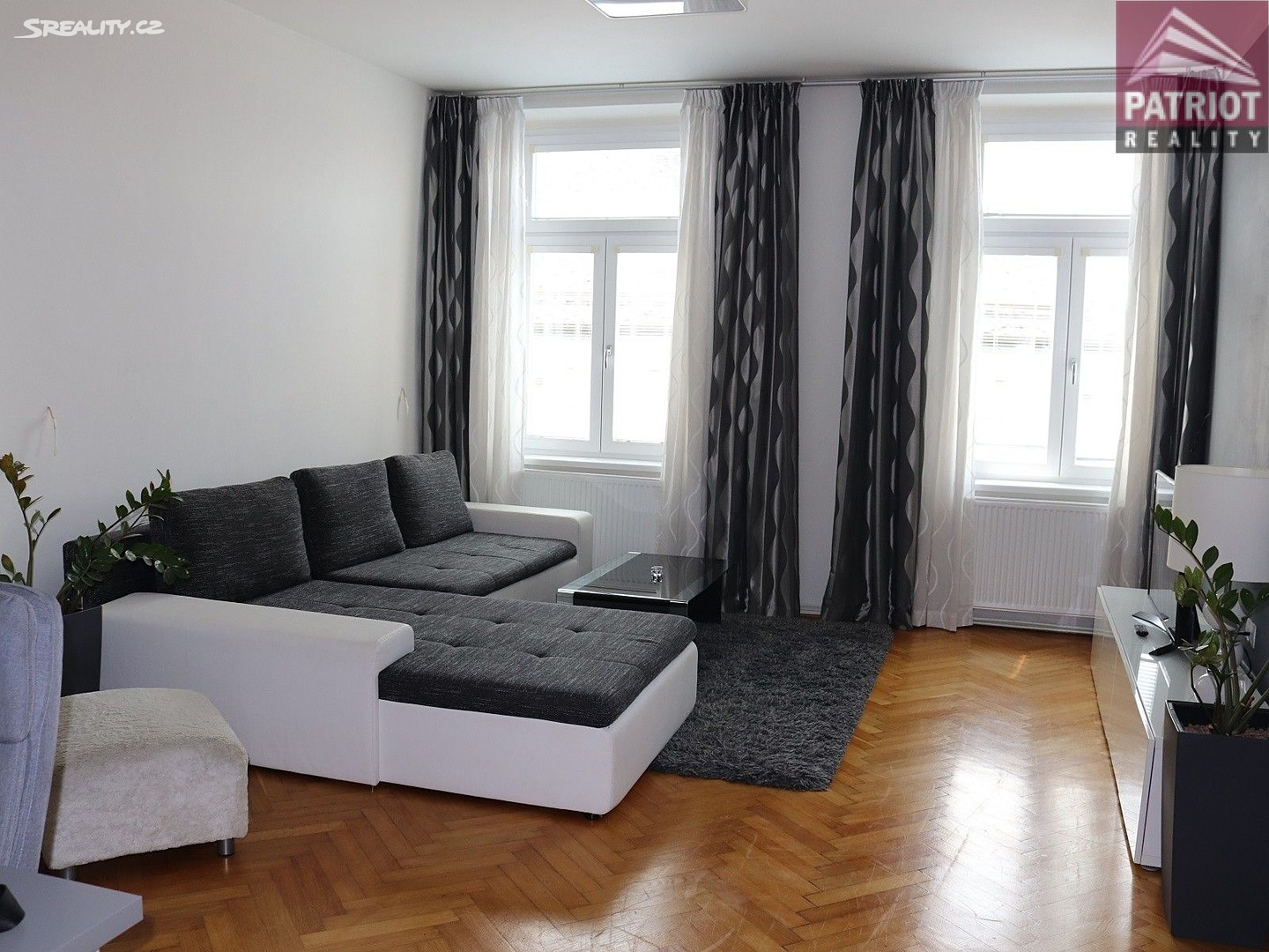 Pronájem bytu 3+kk 77 m², nám. Národních hrdinů, Olomouc
