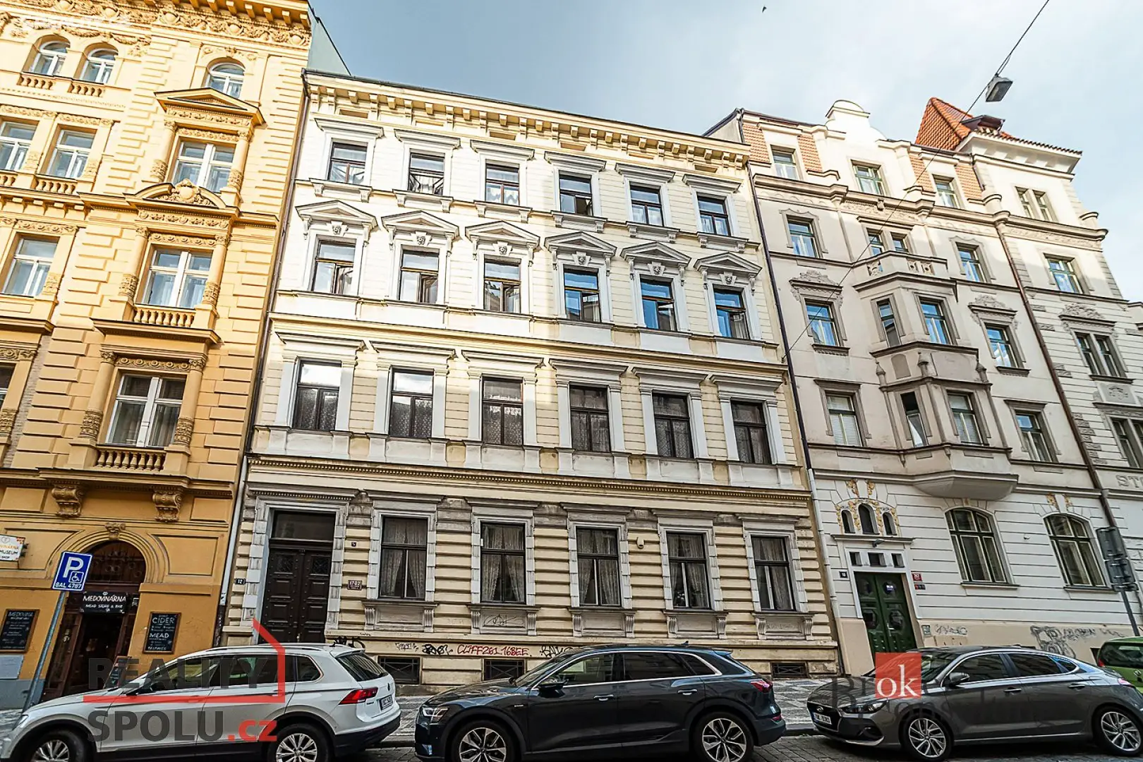 Pronájem bytu 4+1 180 m², Na Zderaze, Praha 2 - Nové Město