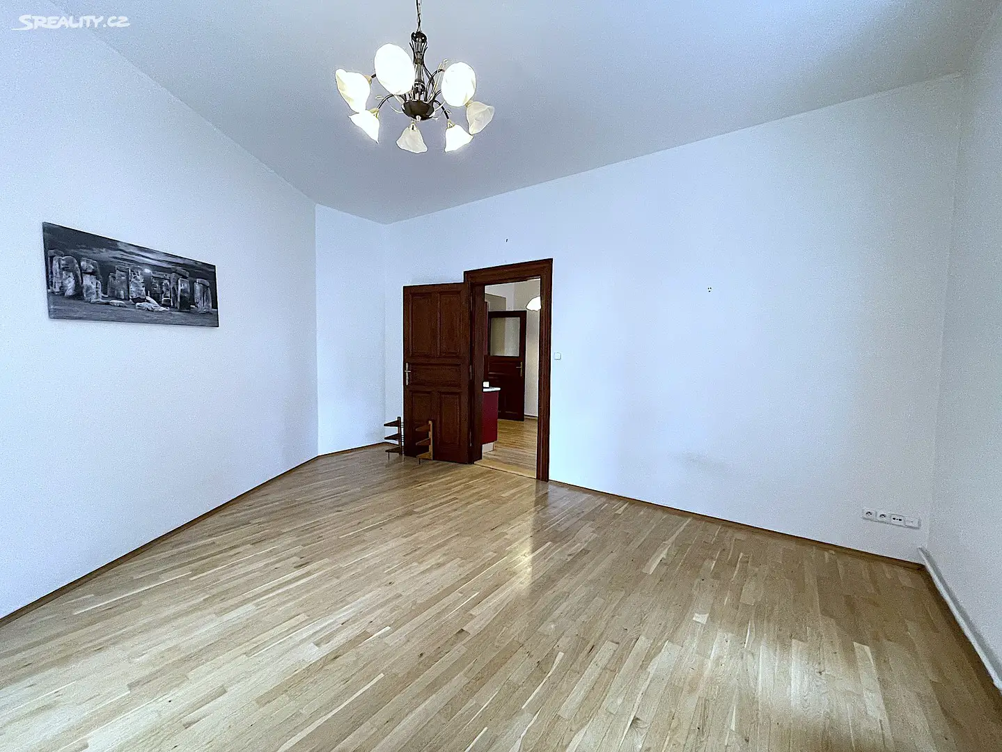 Pronájem bytu 1+1 52 m², Nad Královskou oborou, Praha 7 - Bubeneč
