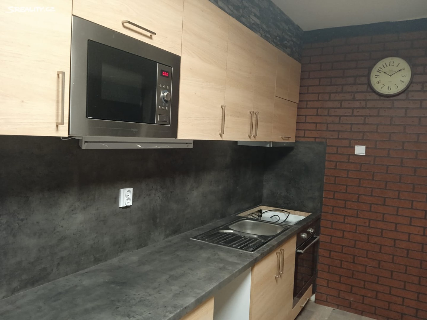 Pronájem bytu 3+1 90 m², Nad strouhou, Praha - Braník