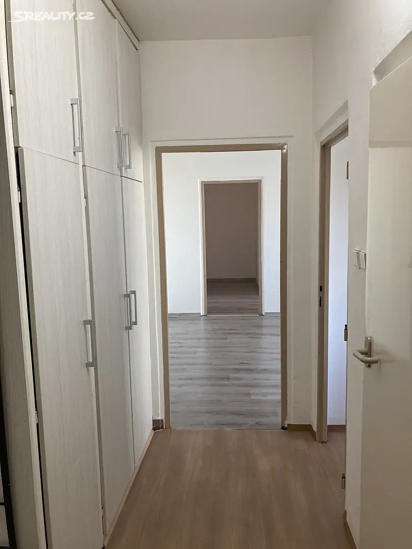 Pronájem bytu 3+1 74 m², Nádražní, Šternberk