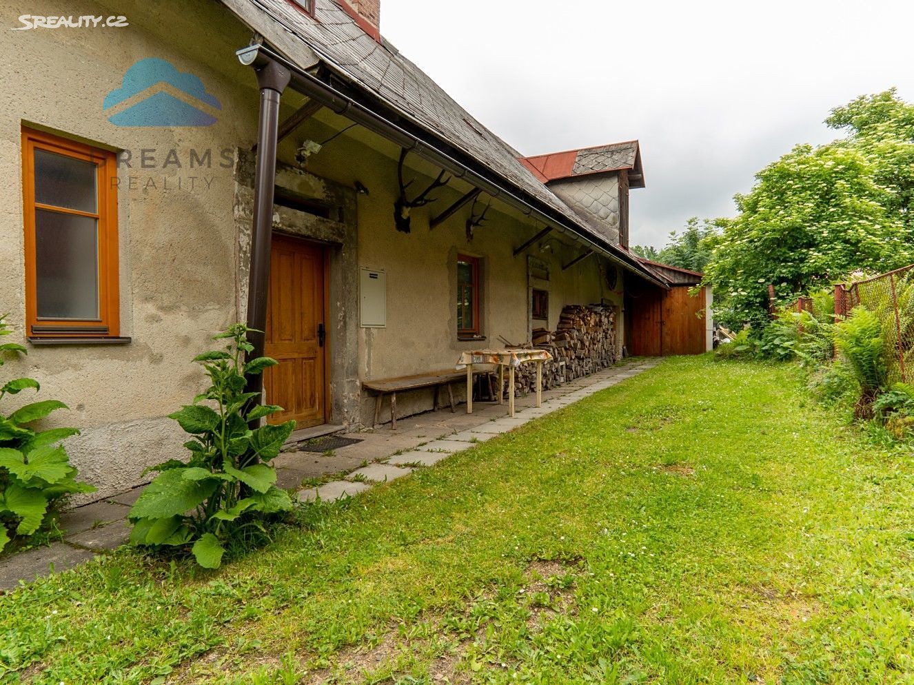 Prodej  rodinného domu 571 m², pozemek 763 m², Vysoké nad Jizerou - Helkovice, okres Semily