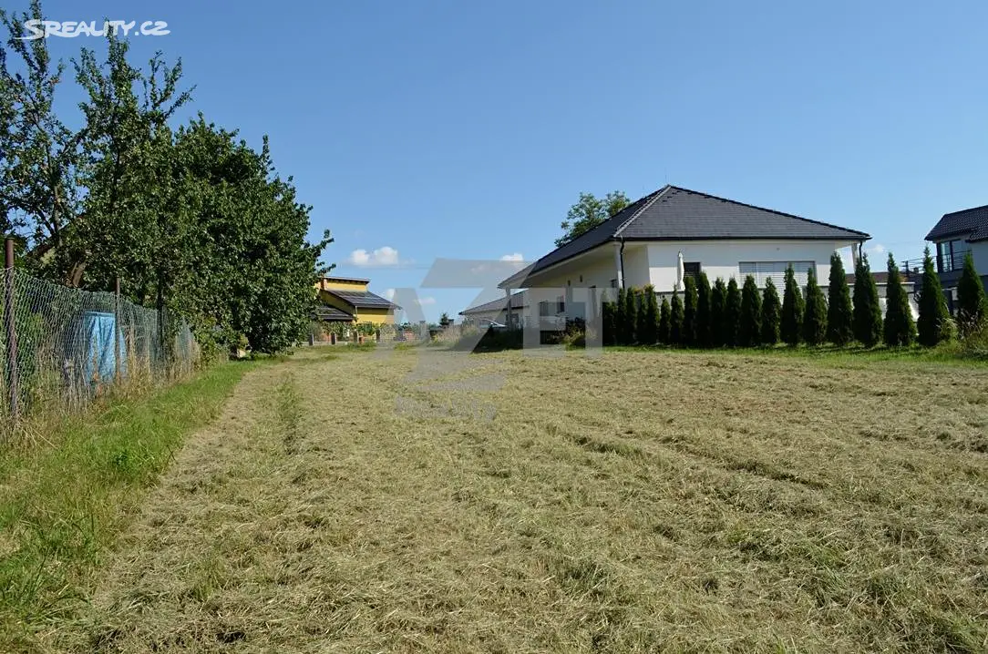 Prodej  stavebního pozemku 1 123 m², Velký Týnec, okres Olomouc