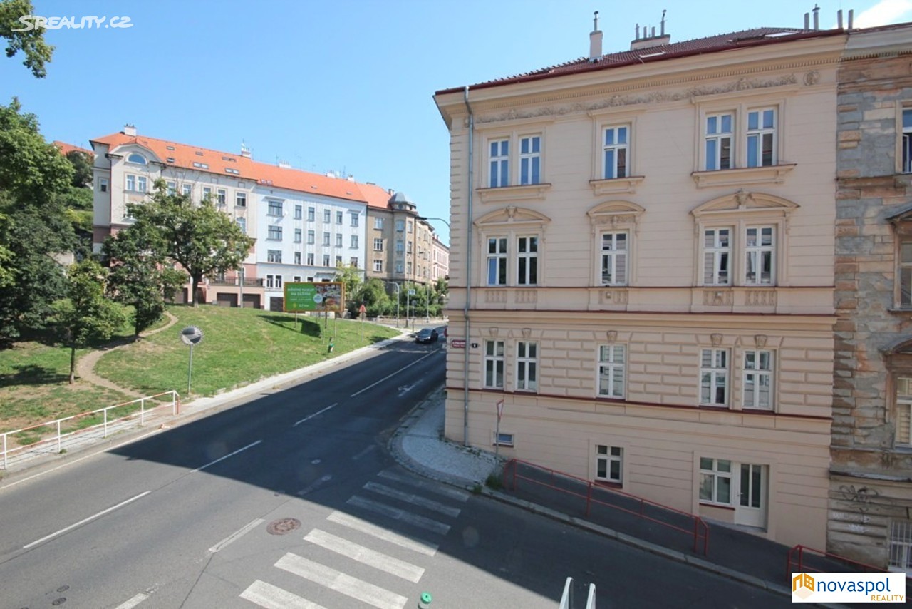 Pronájem bytu 1+1 38 m², U Paliárky, Praha 5 - Smíchov