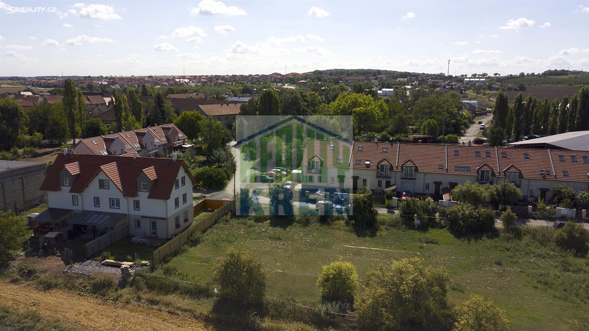 Prodej  stavebního pozemku 825 m², Holubice, okres Praha-západ