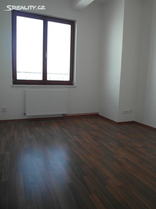 Pronájem bytu 1+1 40 m², Černopolní, Brno - Brno-sever