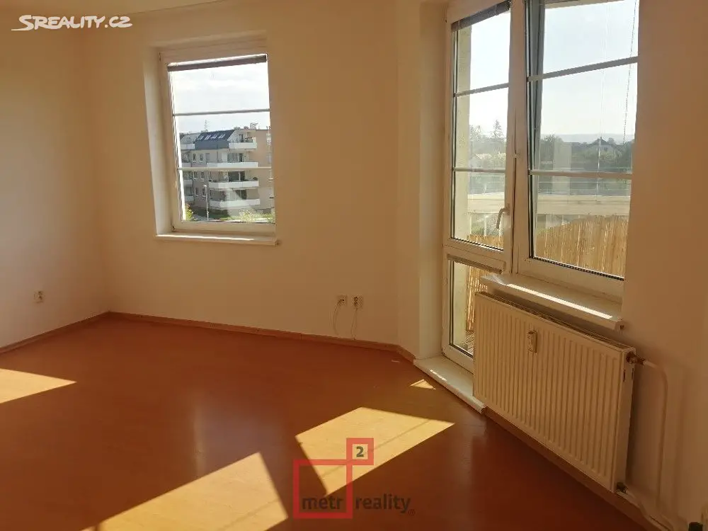 Pronájem bytu 2+1 63 m², Topolová, Olomouc - Slavonín