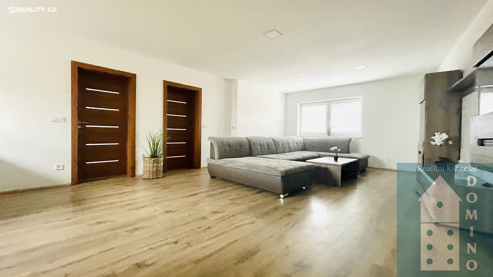 Pronájem bytu 3+1 93 m², Lesní, Kroměříž - Vážany
